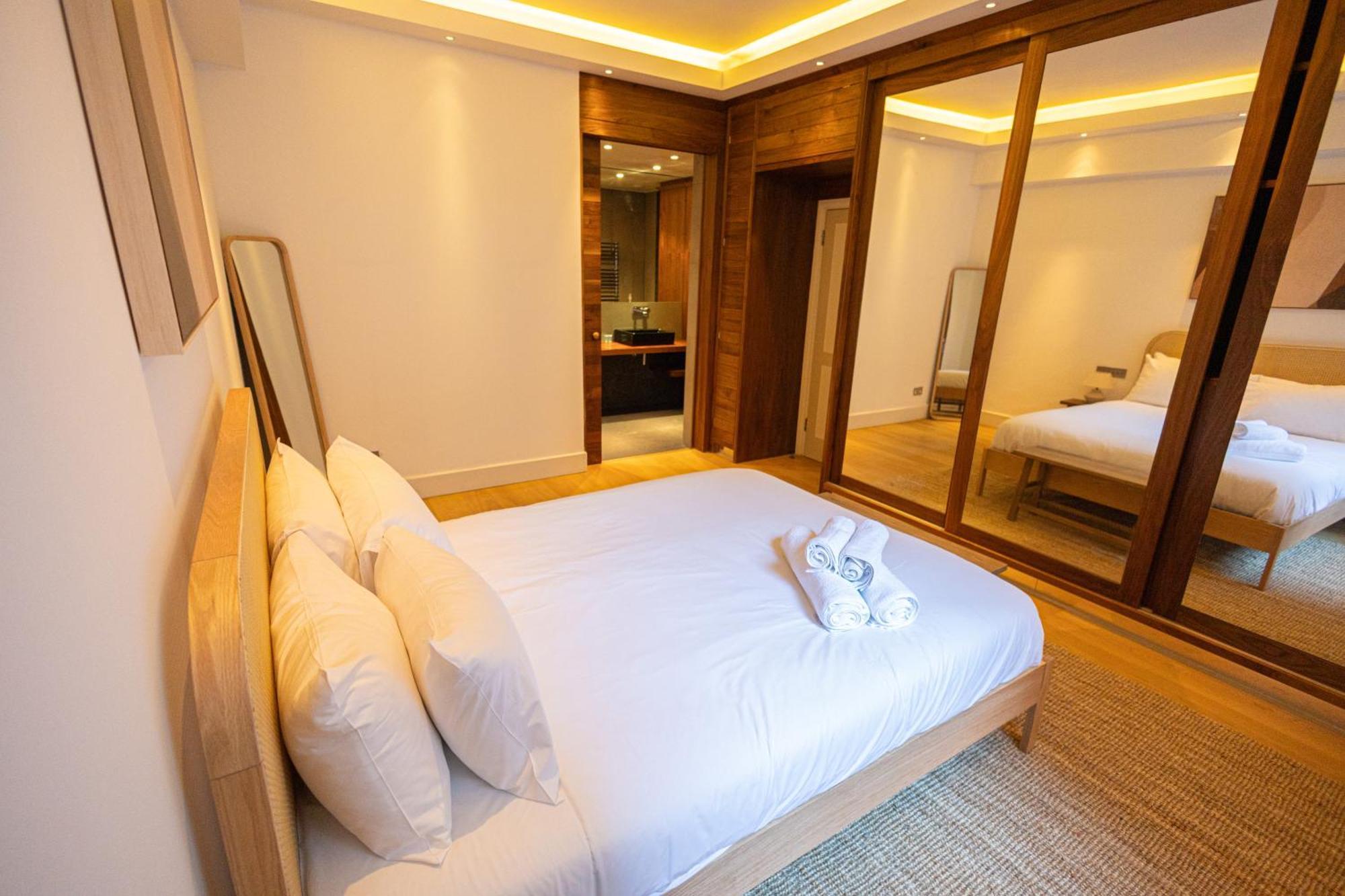 2Bedroom Gem In The Heart Of Kensington London Ngoại thất bức ảnh