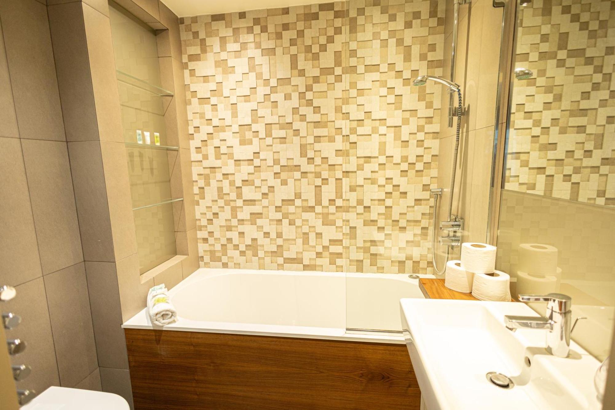 2Bedroom Gem In The Heart Of Kensington London Ngoại thất bức ảnh