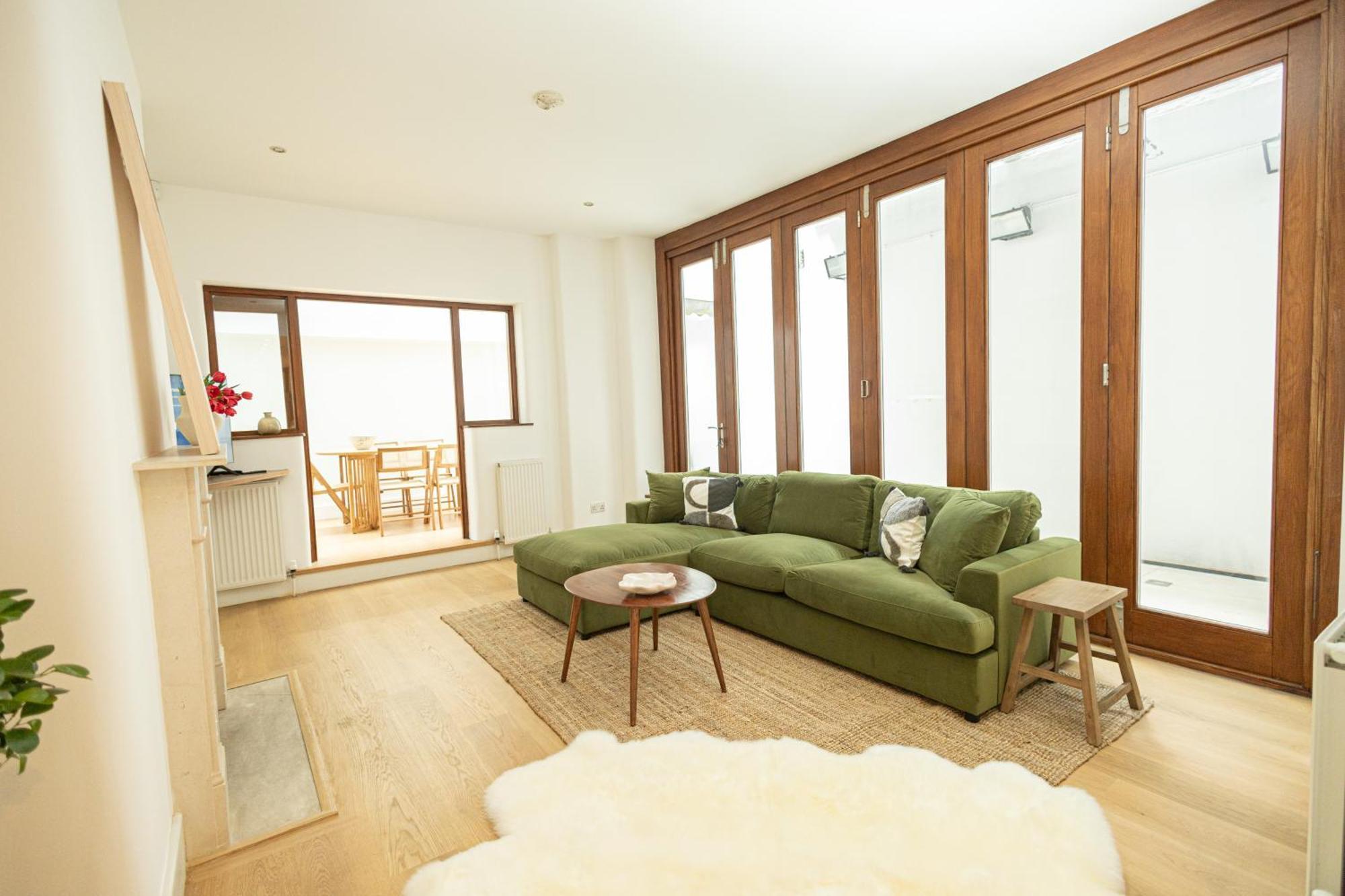 2Bedroom Gem In The Heart Of Kensington London Ngoại thất bức ảnh